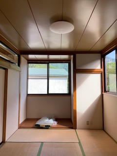 キッチン横６畳間その１