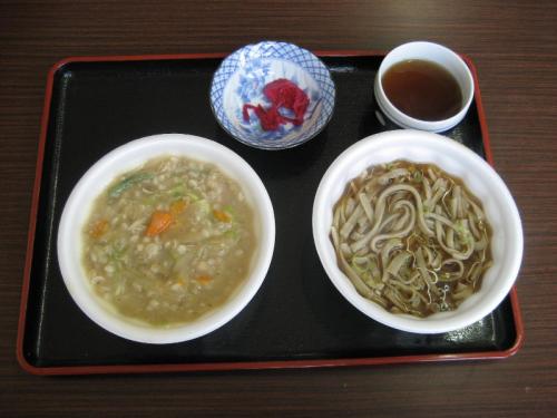 麦ぞうすいとソバ
